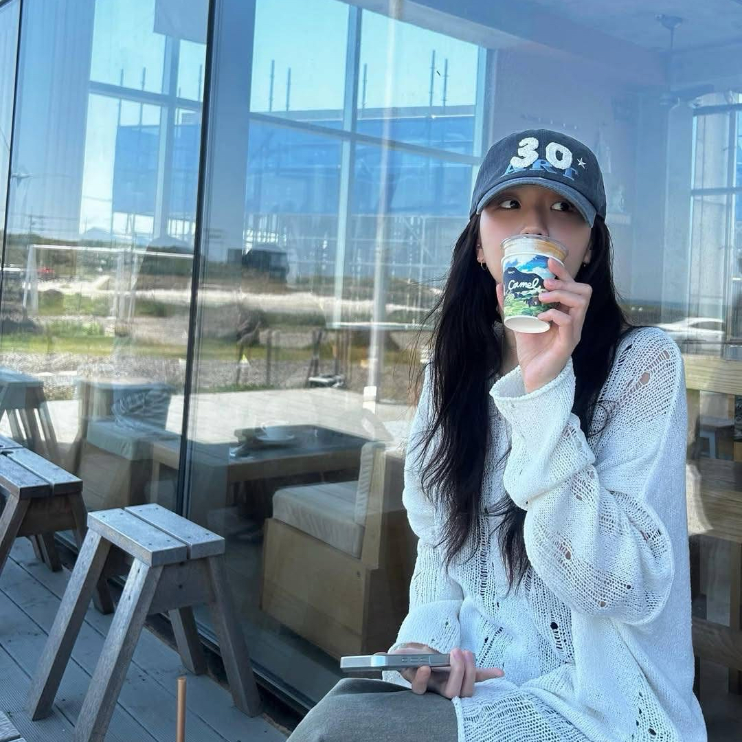 Recent activity shot of Jisoo (BLACKPINK)