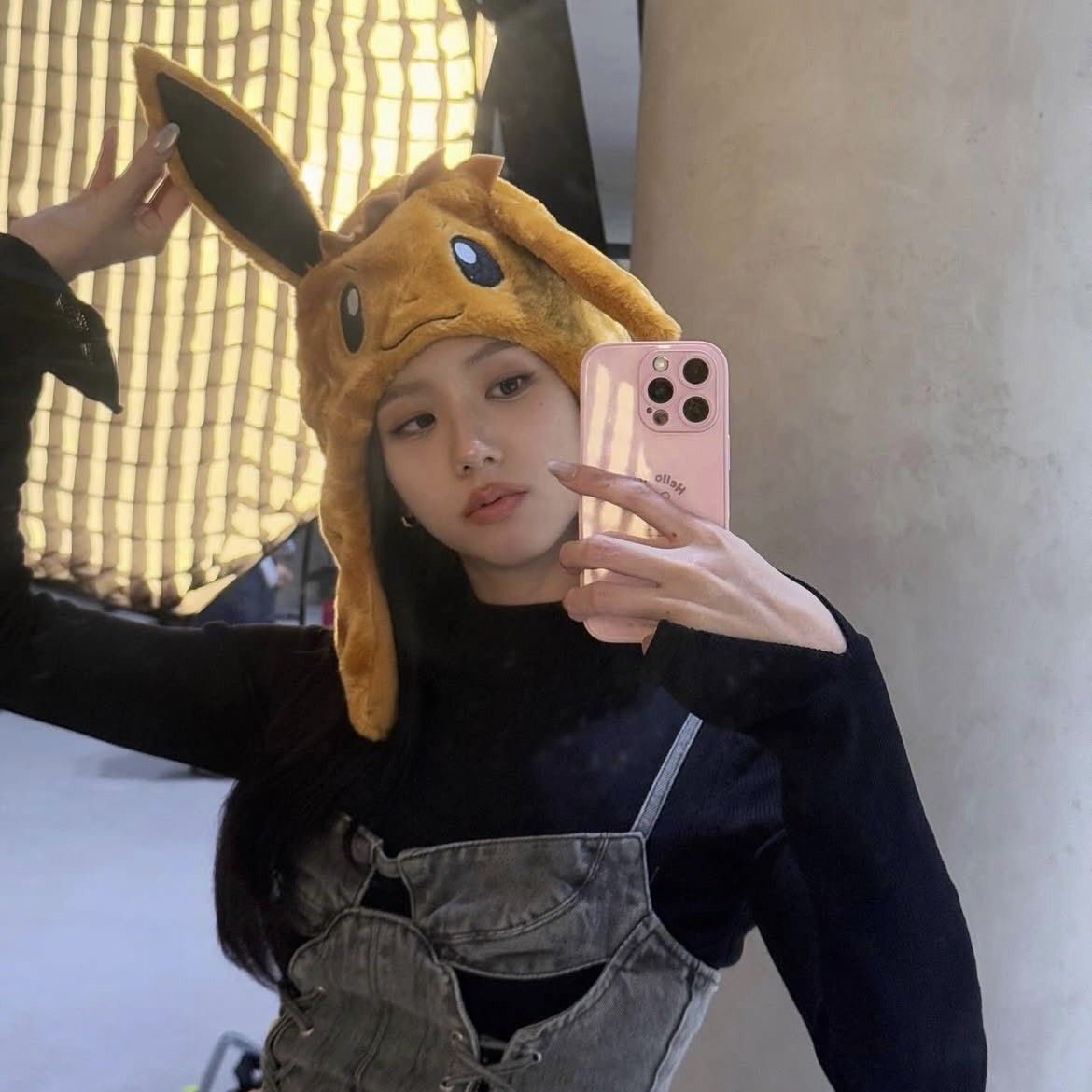 Recent activity shot of Jisoo (BLACKPINK)