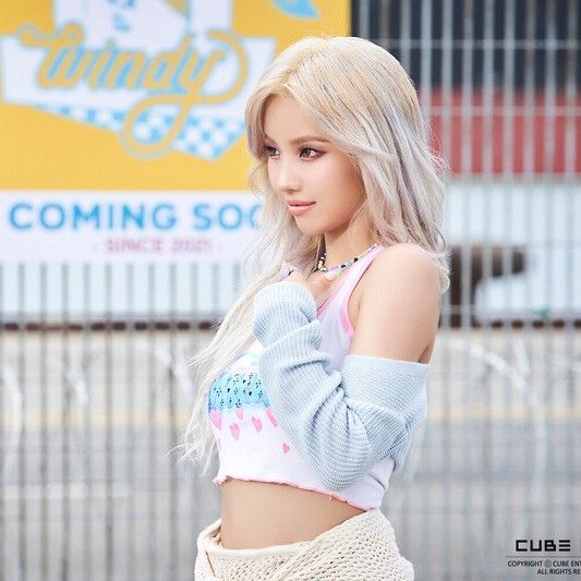 Latest photo of Soyeon (i-dle)