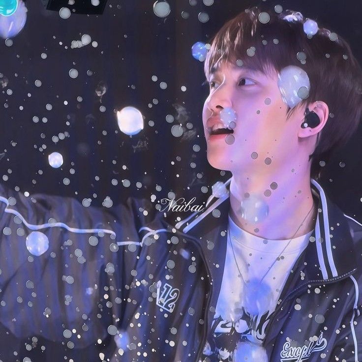 D.O. (EXO)粉絲拍下的瞬間