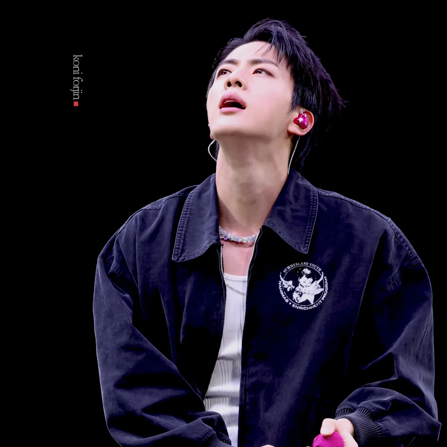 Momen yang diabadikan oleh penggemar Jin (BTS)