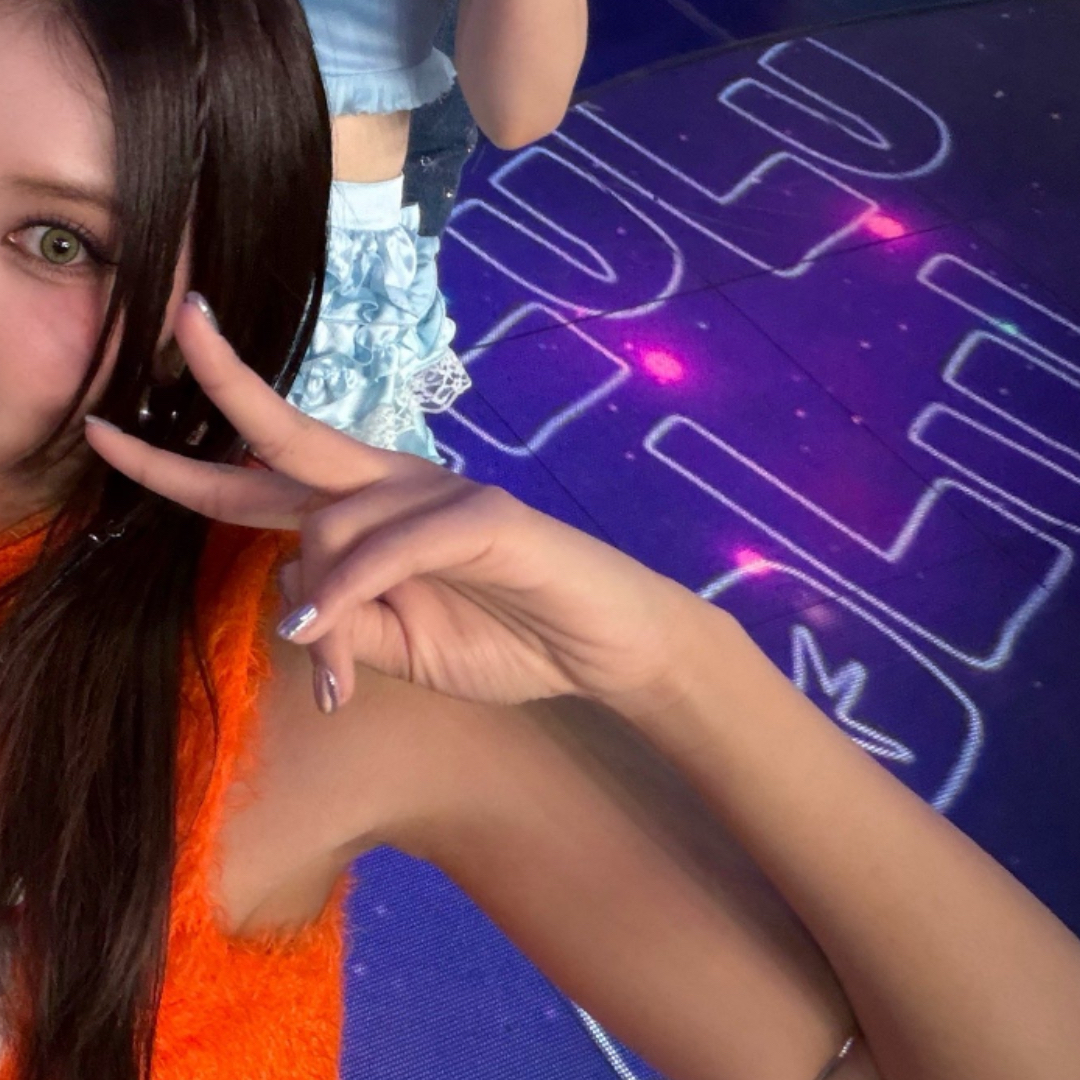 A moment captured by SAY MY NAME's fan