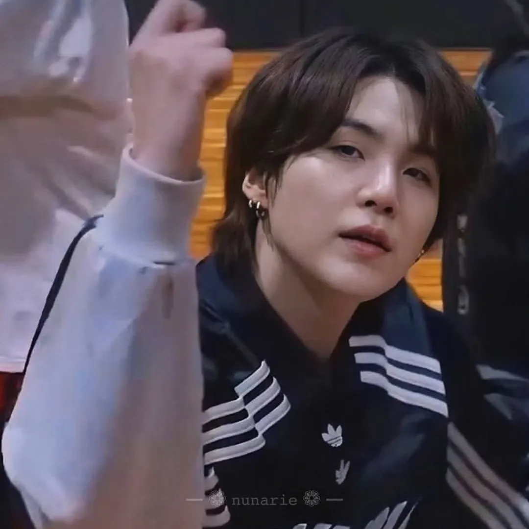 Behind-the-scenes cut of SUGA (BTS)