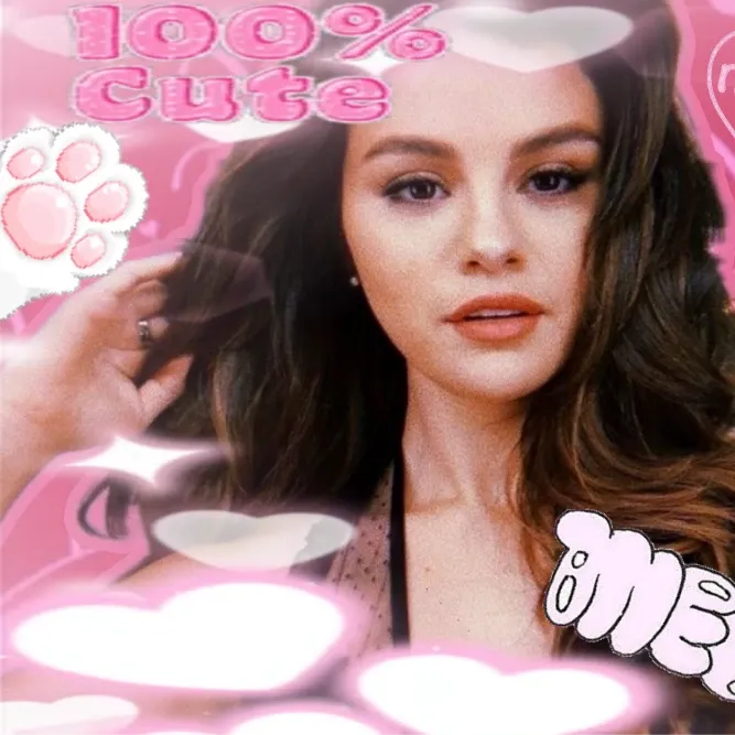 Latest photo of Selena Gomez
