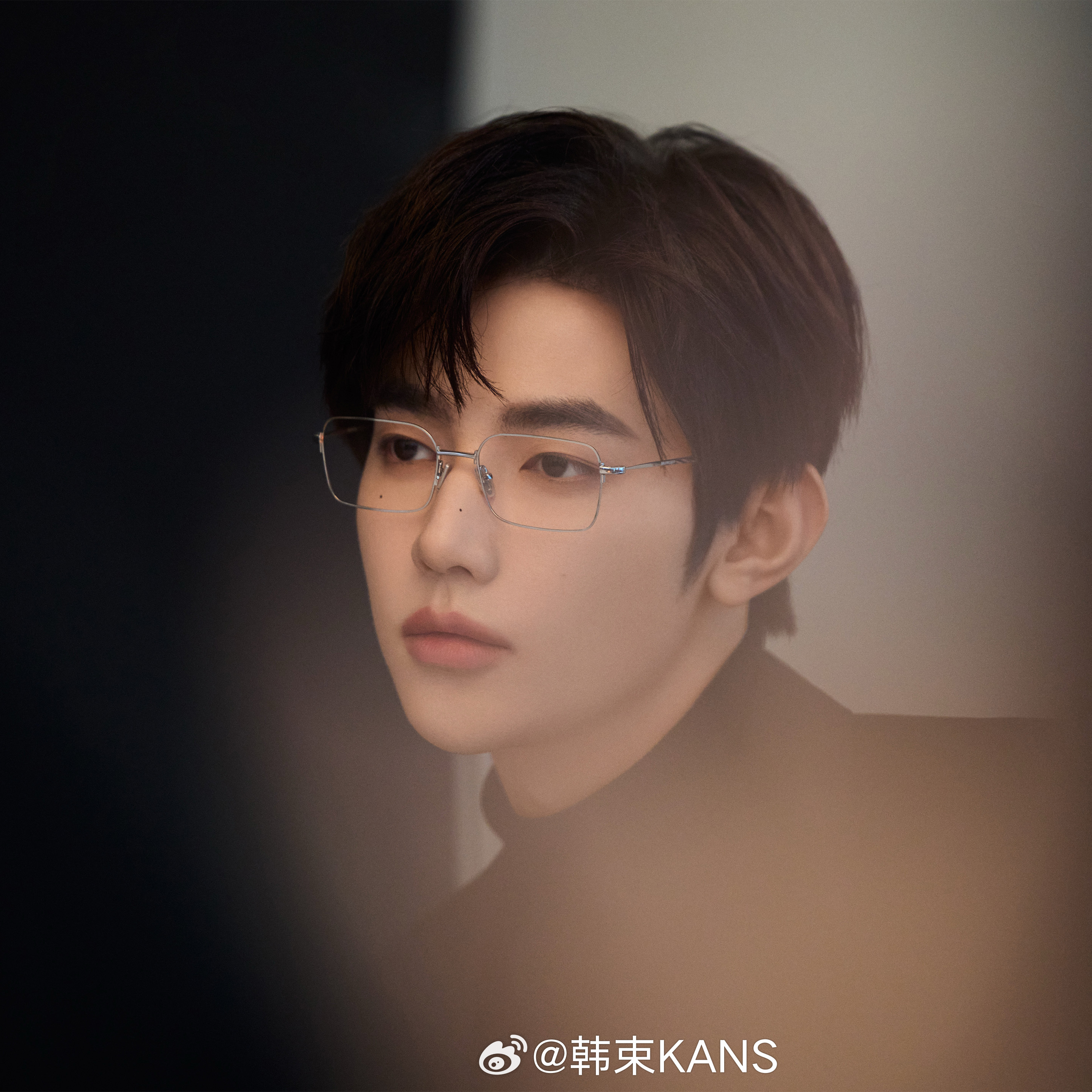 Behind-the-scenes cut of Zhang Hao (ZEROBASEONE)