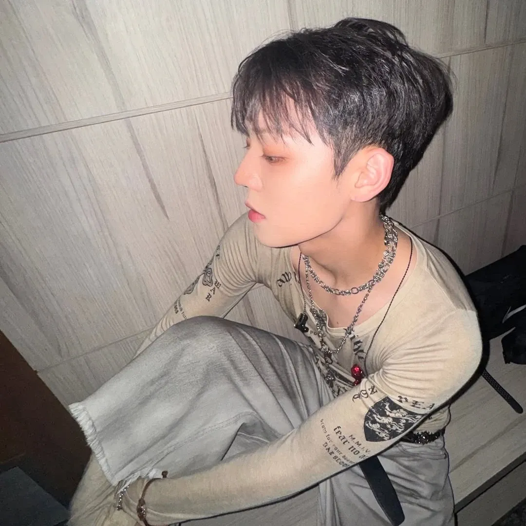 A moment captured by Chan (A.C.E)'s fan