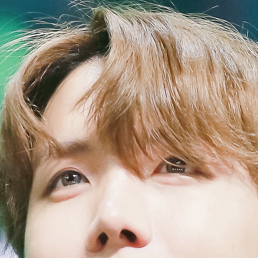 Potret di balik layar j-hope (BTS)