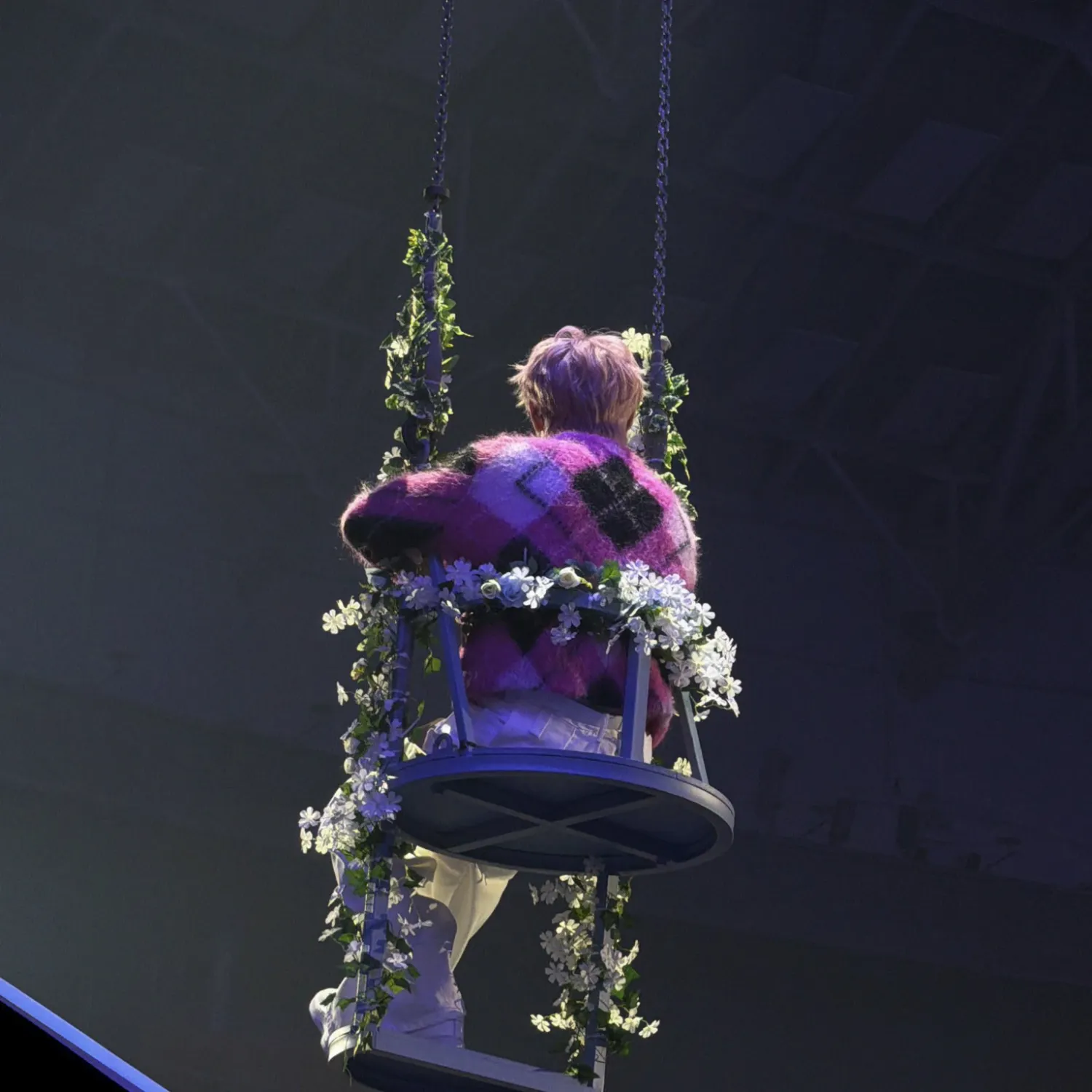 A moment captured by Kim Taerae (ZEROBASEONE)'s fan