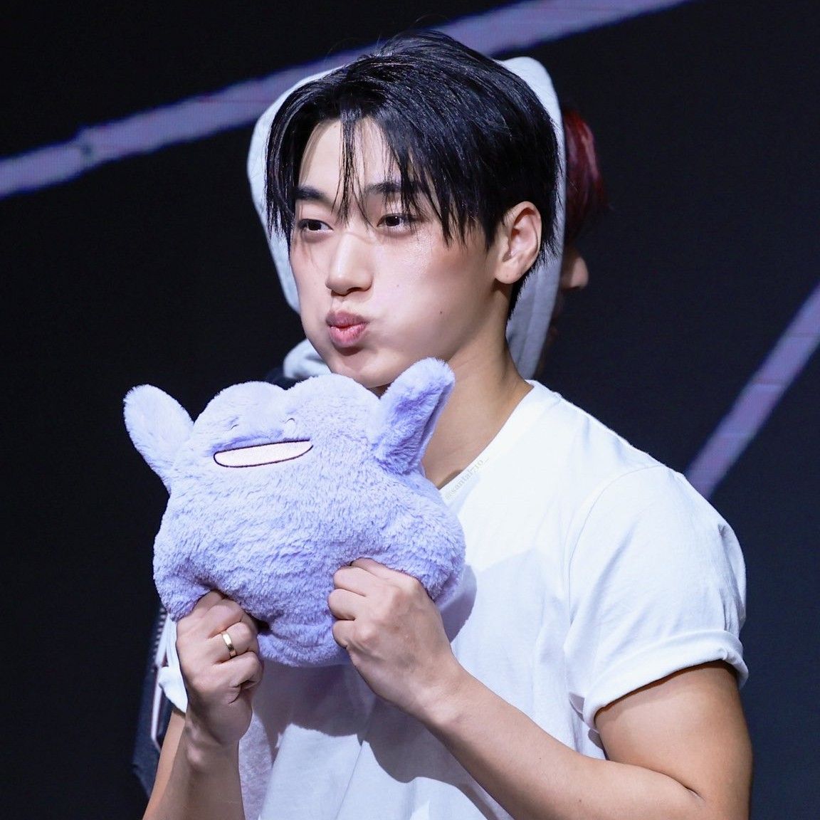 에이티즈의 비하인드 컷