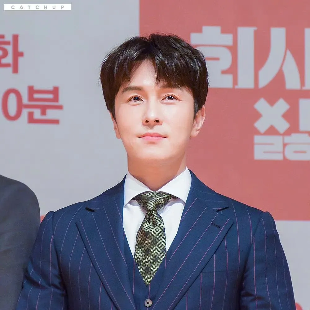 Latest photo of Kim Dongwan (SHINHWA)