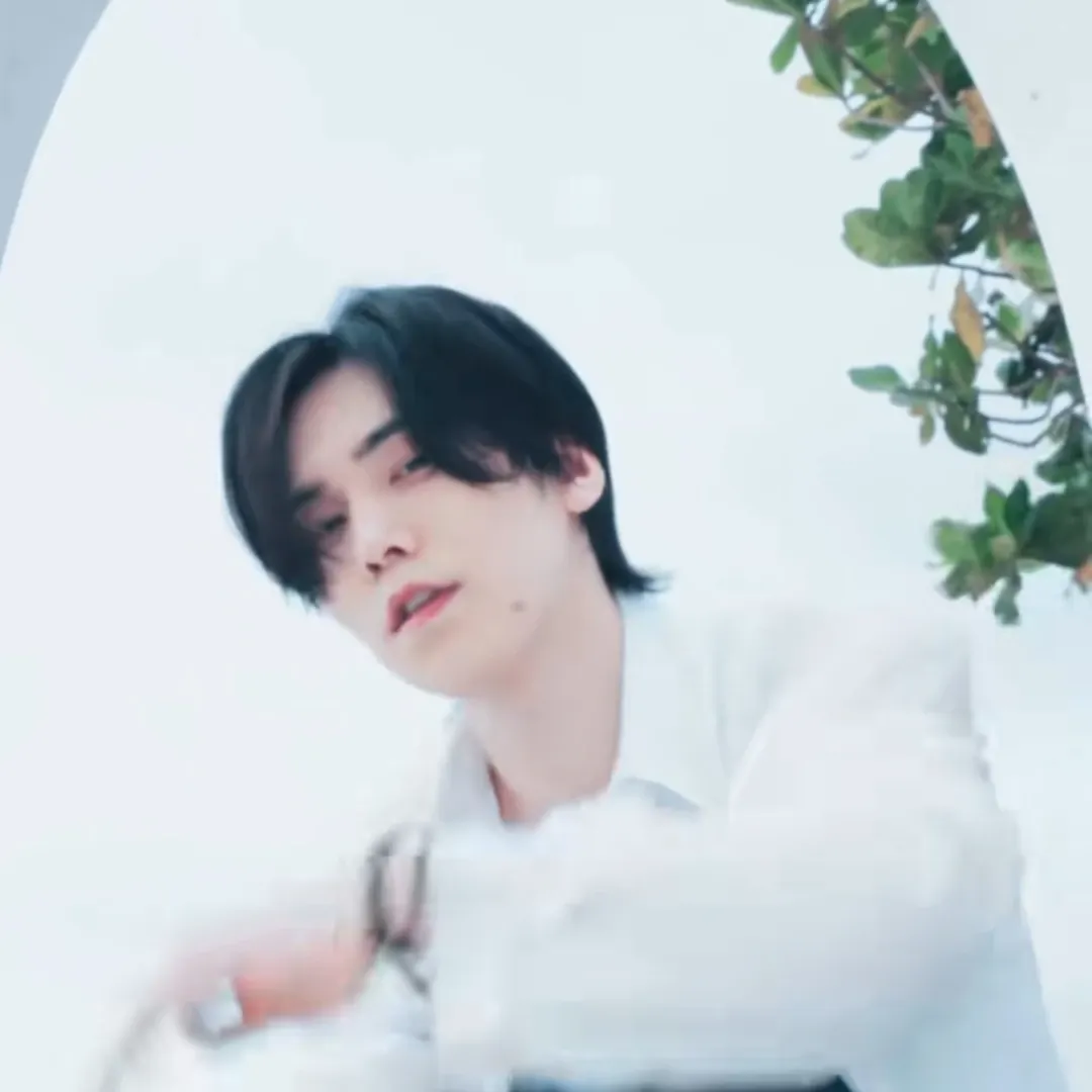 A moment captured by Rocky's fan