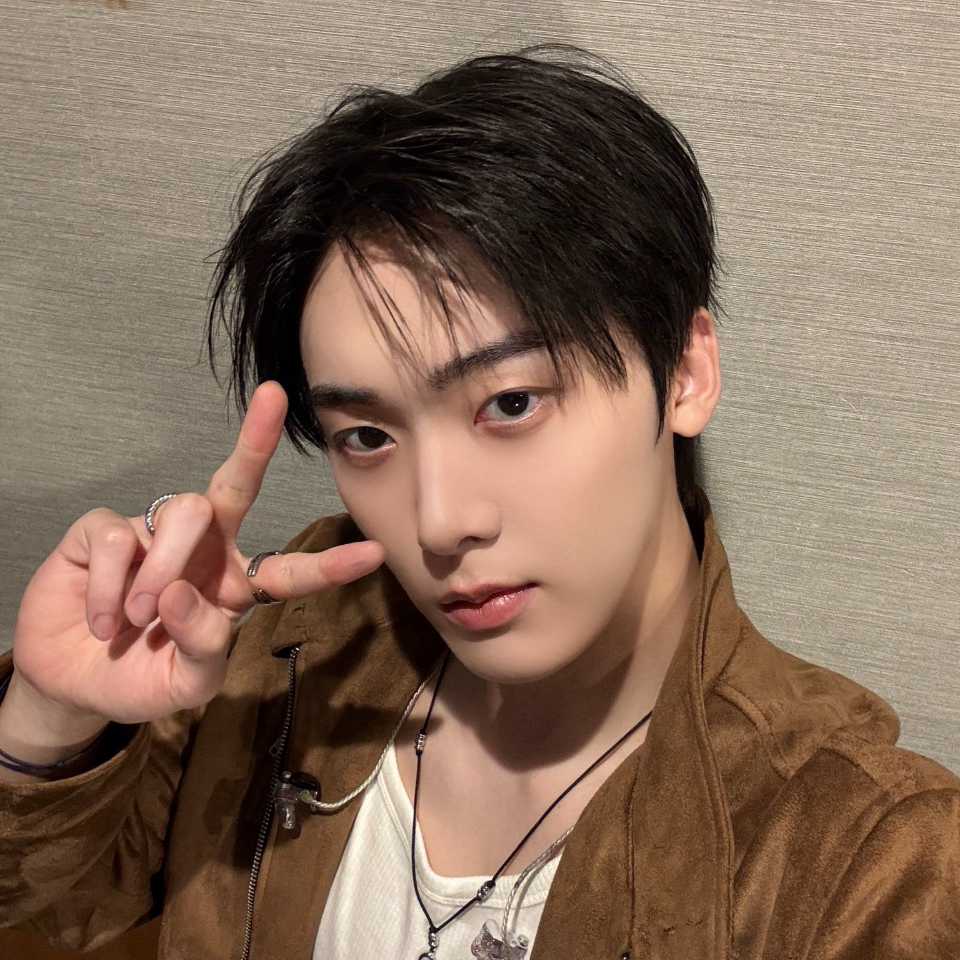 Behind-the-scenes cut of Sanha (ASTRO)