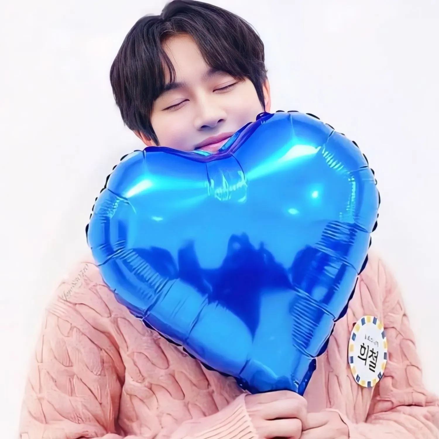 A moment captured by Heechul (Super Junior)'s fan