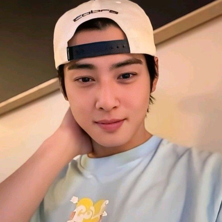 车银优 (ASTRO)的最新照片