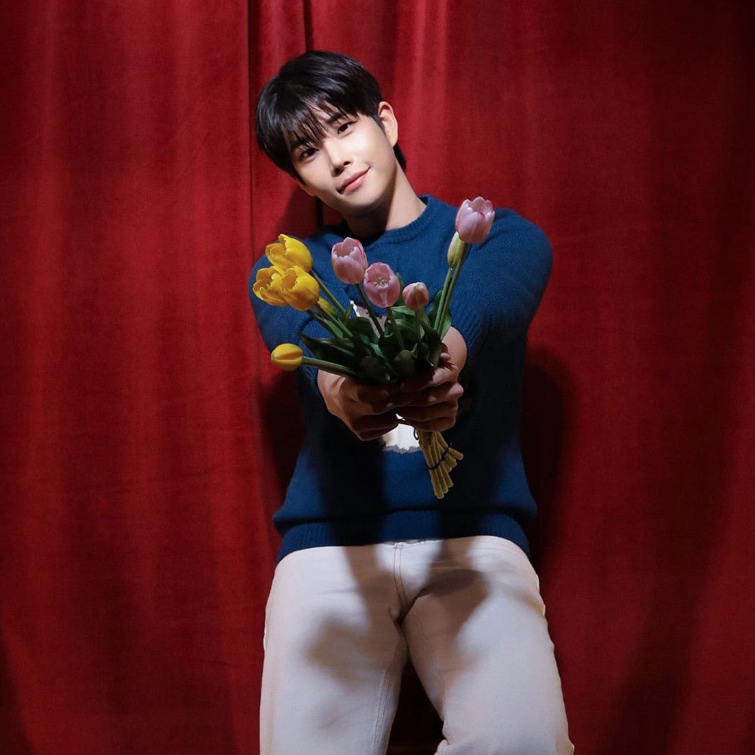 아스트로 최근 활동샷