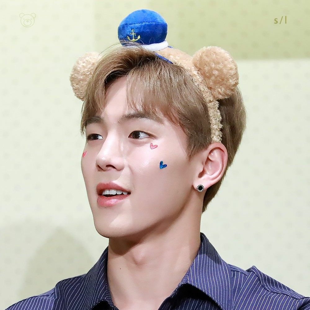 셔누 (몬스타엑스) 최근 활동샷