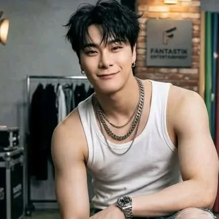 Behind-the-scenes cut of Moonbin (ASTRO)