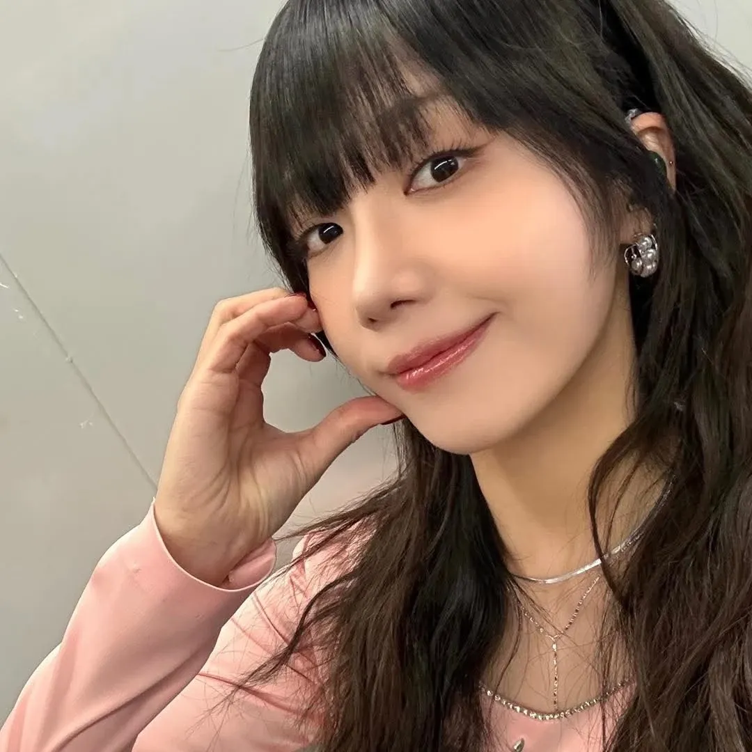 郑恩地 (Apink)的幕后花絮