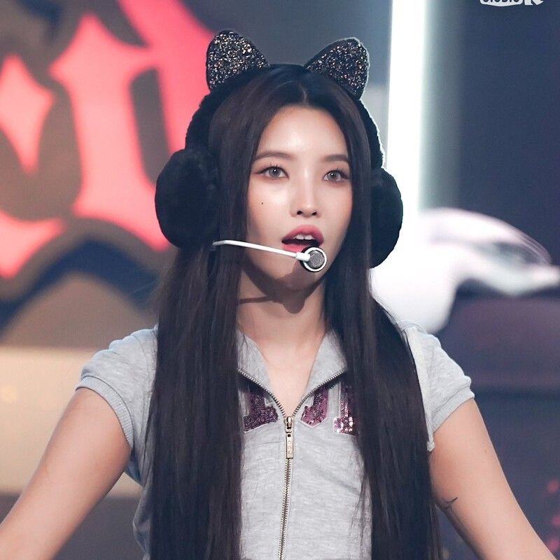 Behind-the-scenes cut of Soyeon (i-dle)