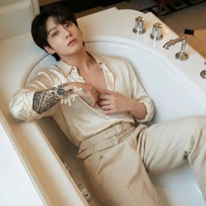 A moment captured by Jungkook (BTS)'s fan