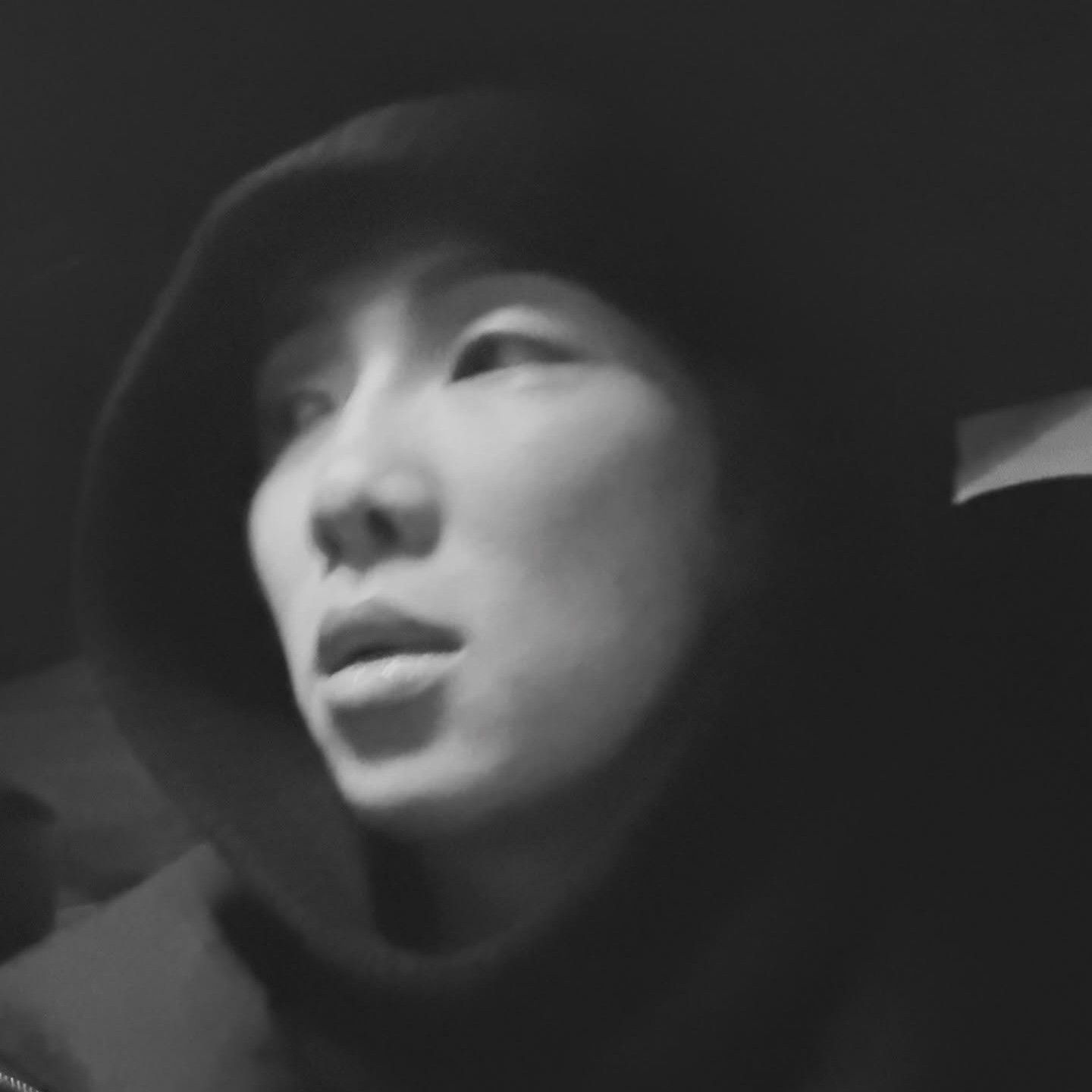 RM (防弹少年团)的最新照片