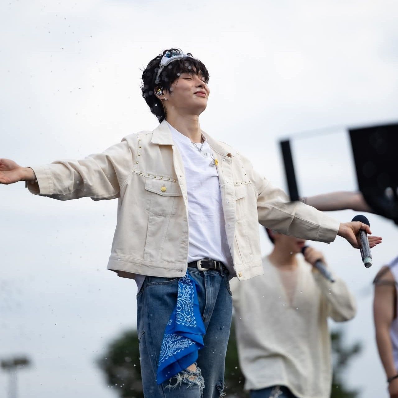 Foto aktivitas terbaru Hanbin (TEMPEST)