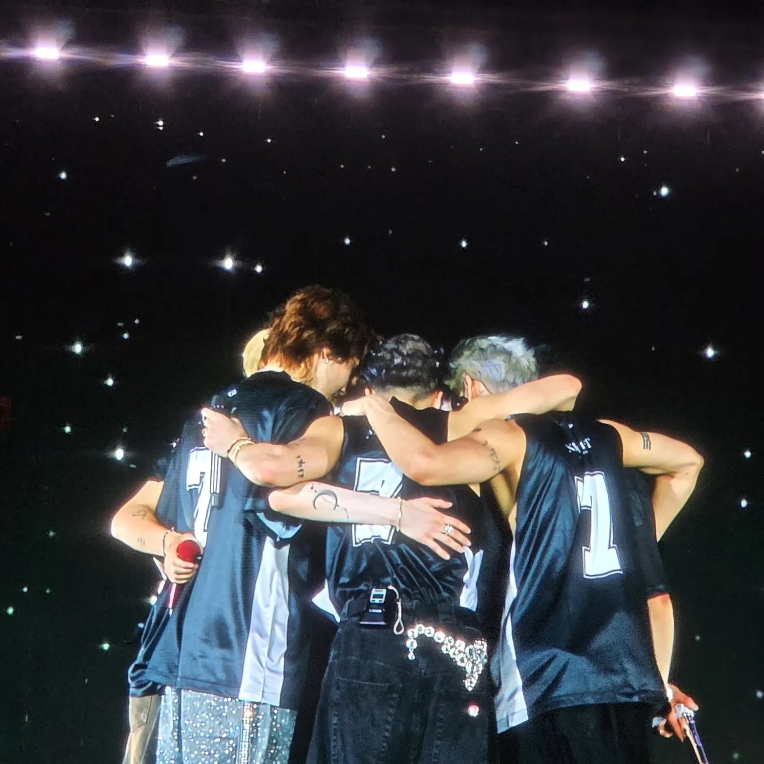 Behind-the-scenes cut of GOT7