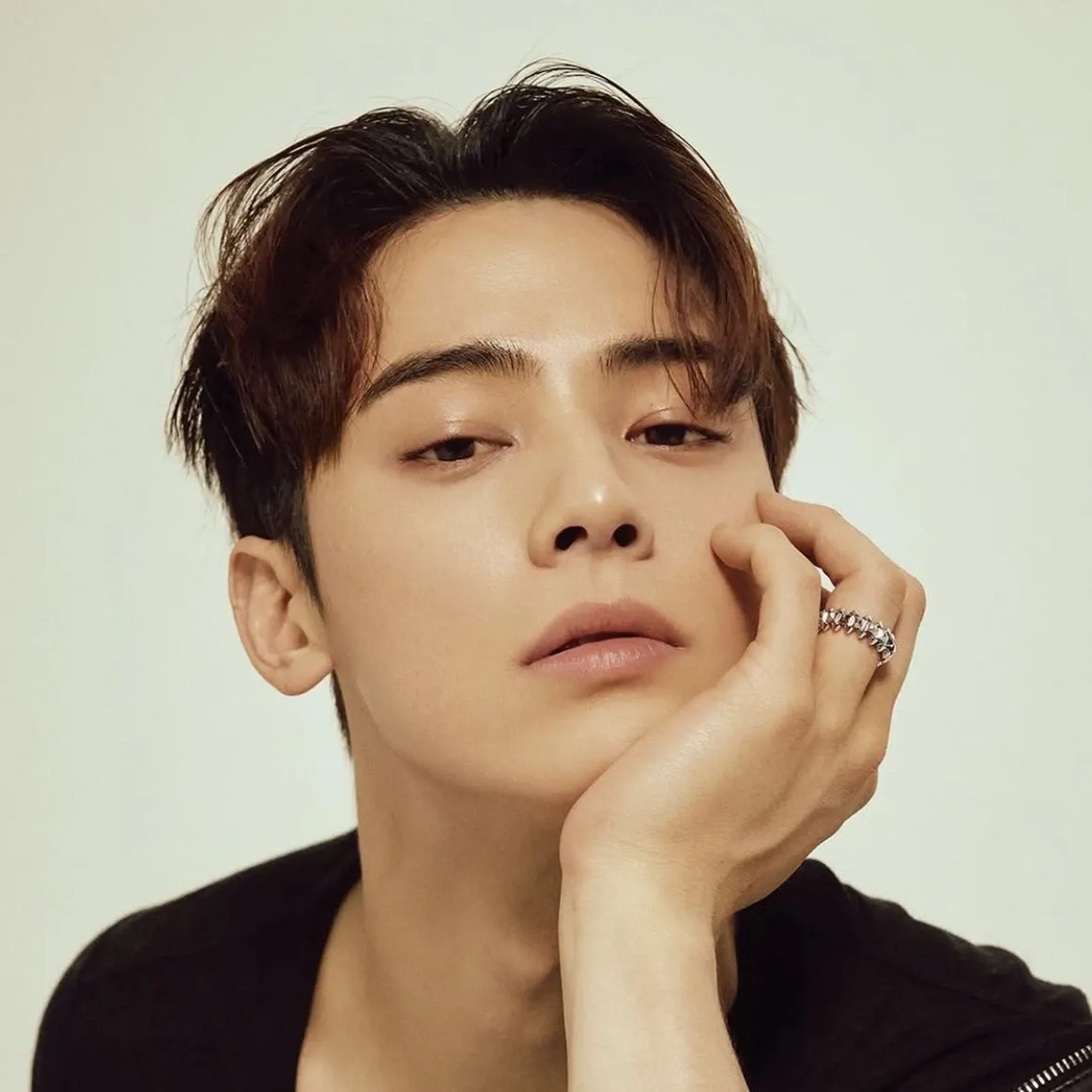 Latest photo of Eunwoo (ASTRO)