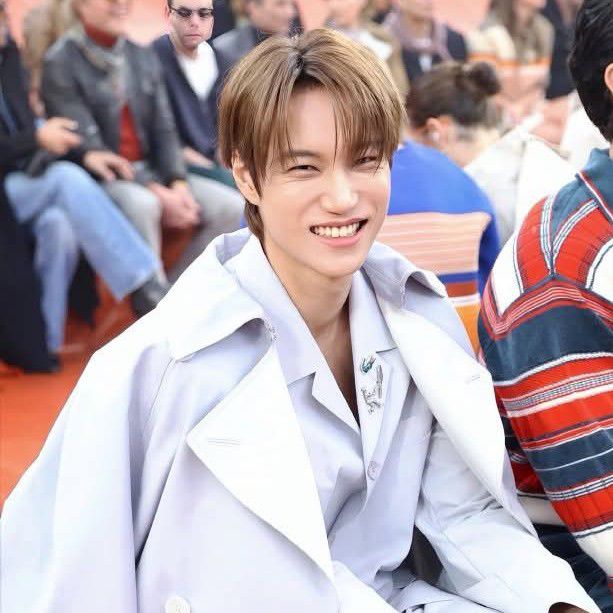 Kai (EXO)的最新照片