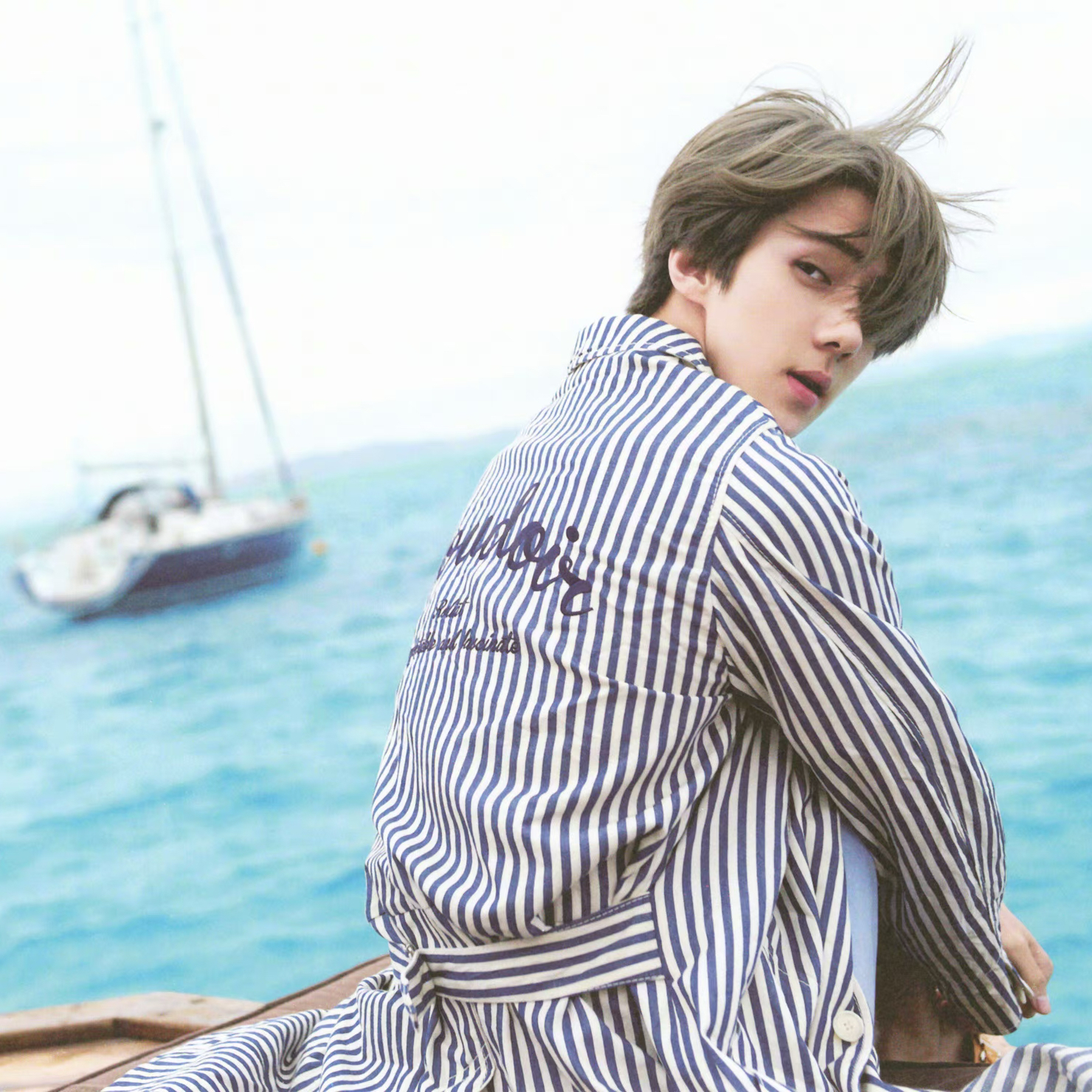 Behind-the-scenes cut of Sehun (EXO)