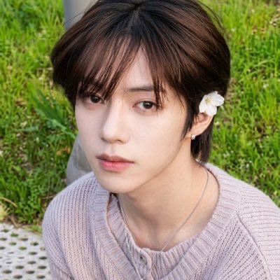 Recent activity shot of JL (AHOF)