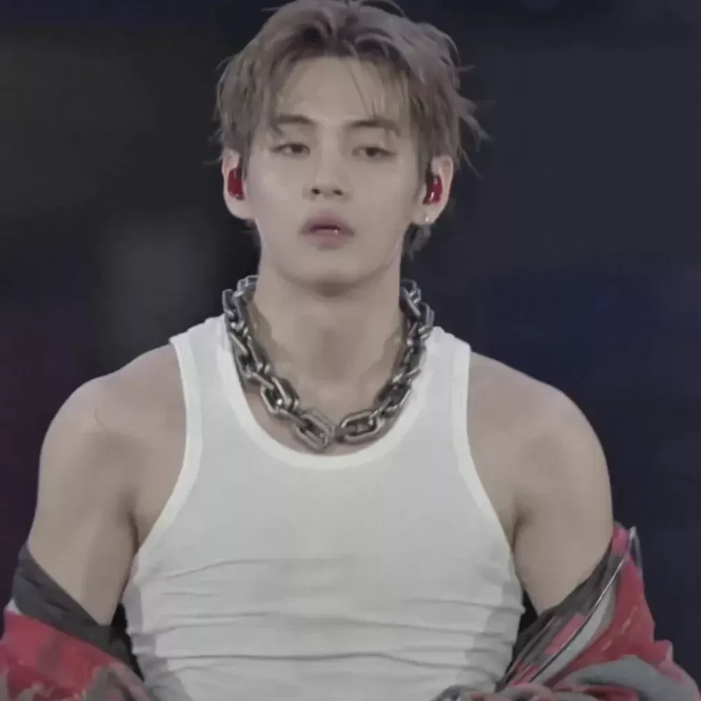 Momen yang diabadikan oleh penggemar V (BTS)