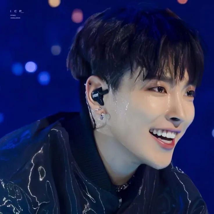 Latest photo of Hongjoong (ATEEZ)