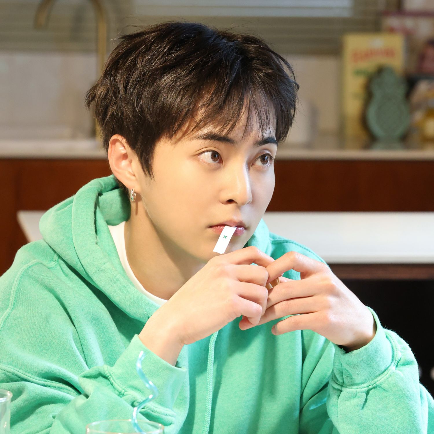 Behind-the-scenes cut of Xiumin (EXO)
