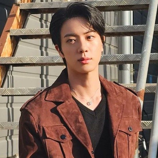 Potret di balik layar Jin (BTS)