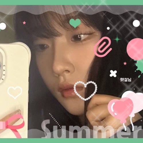 Latest photo of Chloe (cignature)