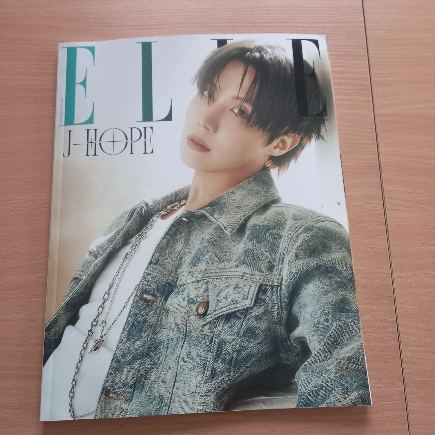 제이홉 (방탄소년단)의 최신 사진