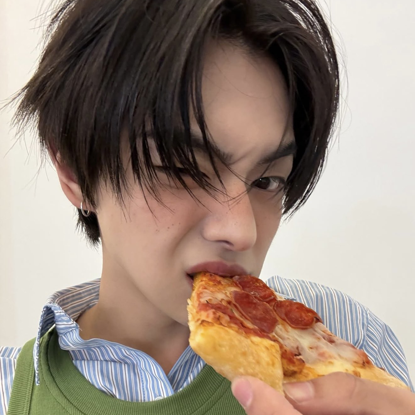 Latest photo of Lee Leo (ALPHA DRIVE ONE)
