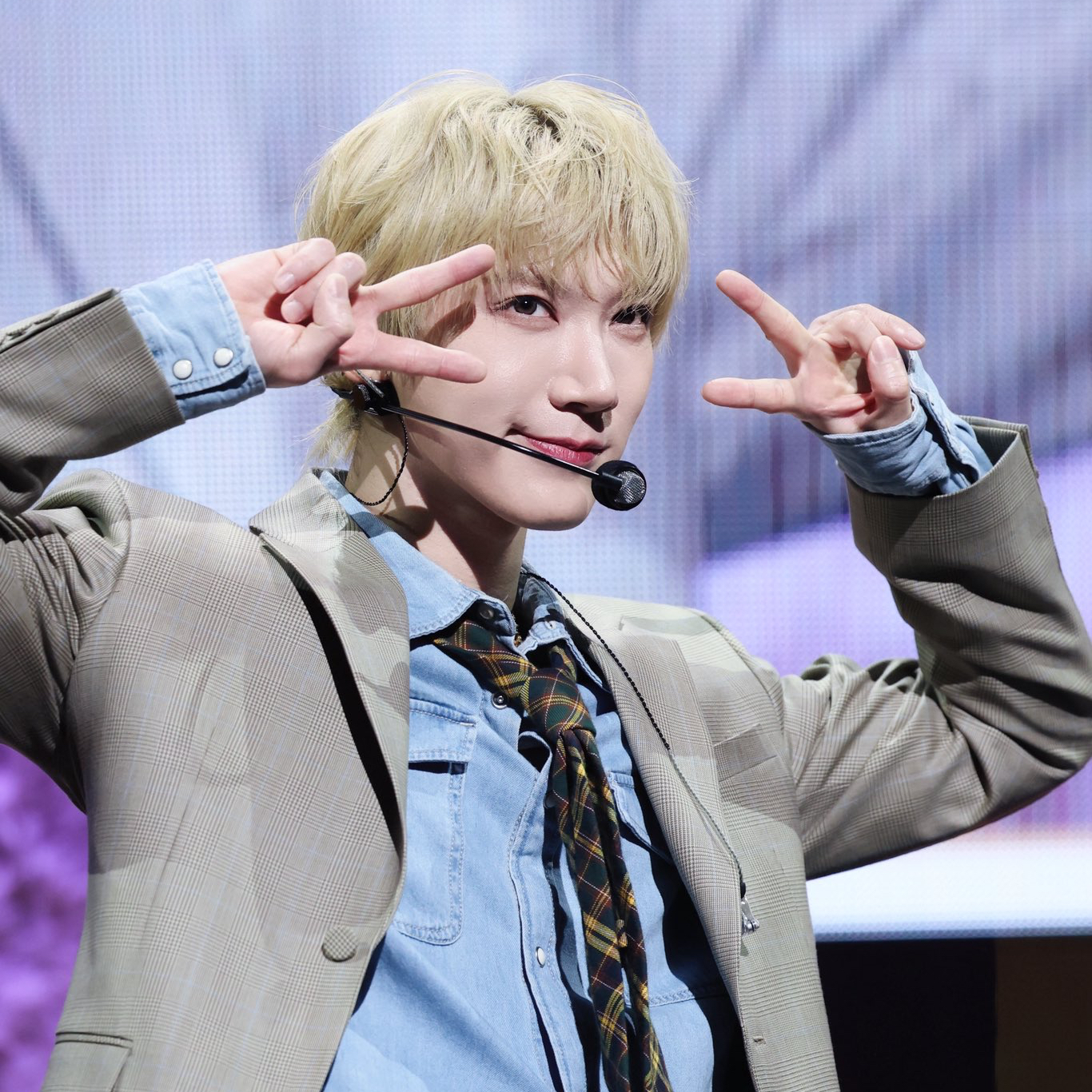 Recent activity shot of TEN (WayV)