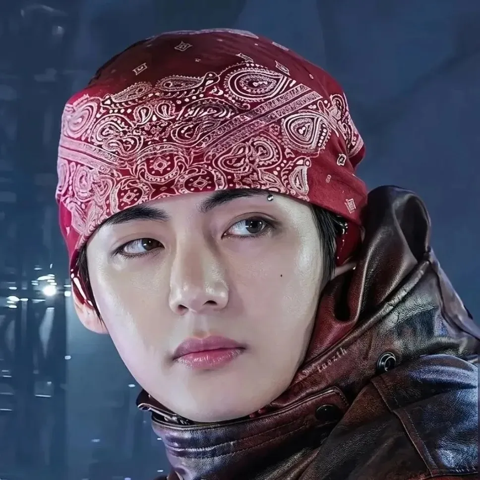 뷔 (방탄소년단) 최근 활동샷