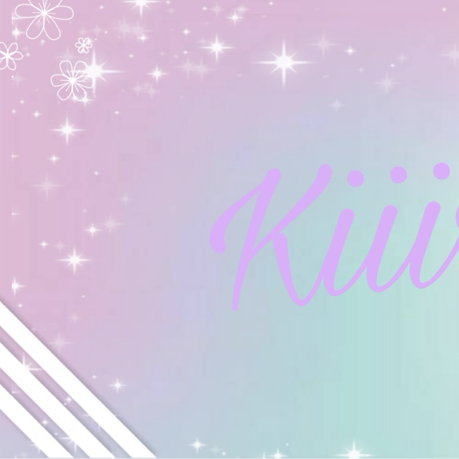 A moment captured by KiiiKiii's fan