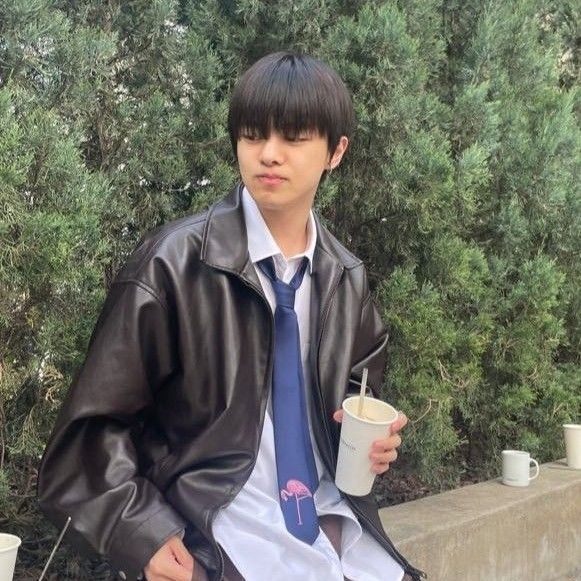 이리오 (알파드라이브원) 최근 활동샷