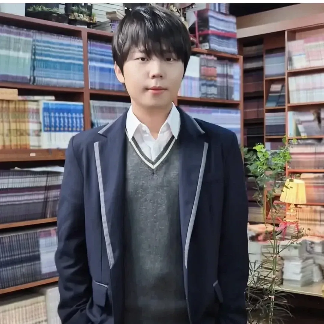 Latest photo of Jung Seunghwan
