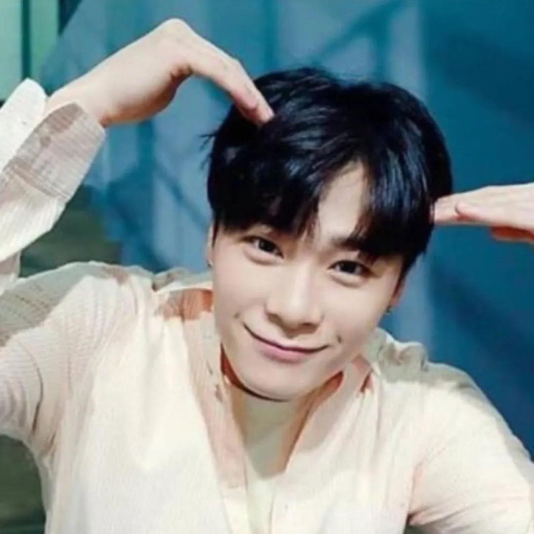 Recent activity shot of Moonbin (ASTRO)