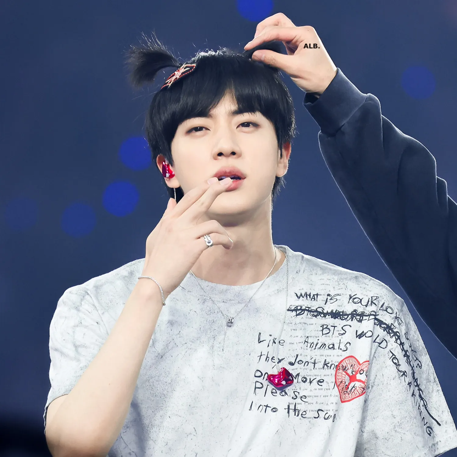 진 (방탄소년단)의 최신 사진