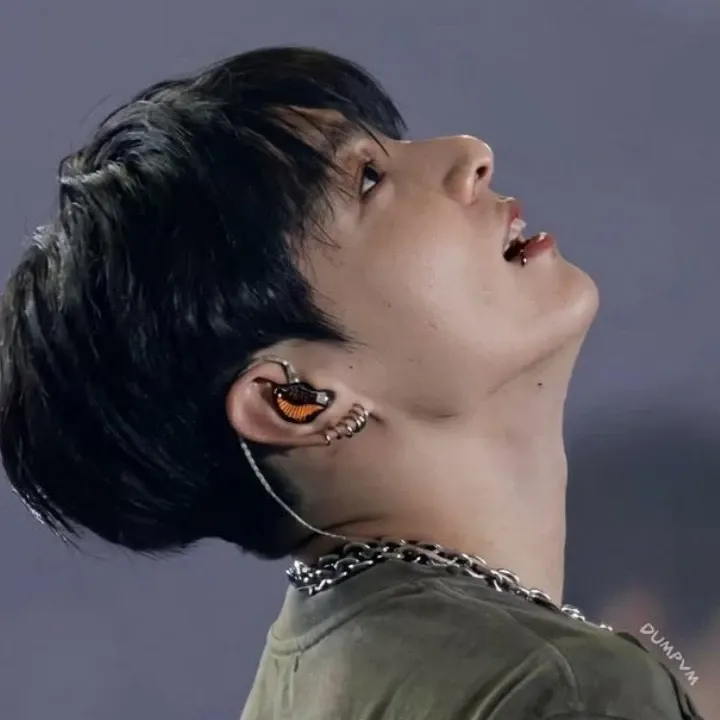 Momen yang diabadikan oleh penggemar Jungkook (BTS)