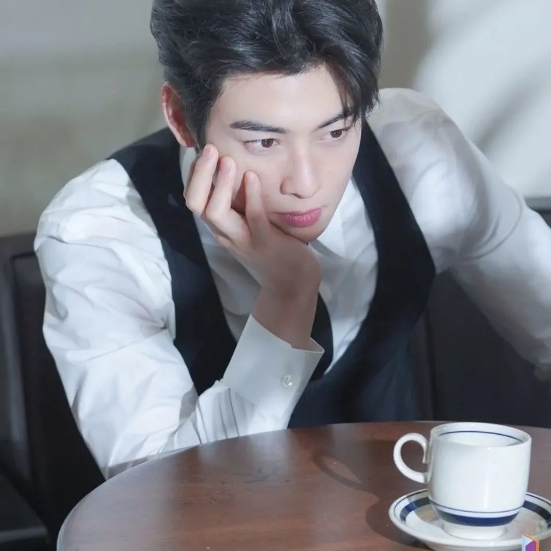 Behind-the-scenes cut of Eunwoo (ASTRO)