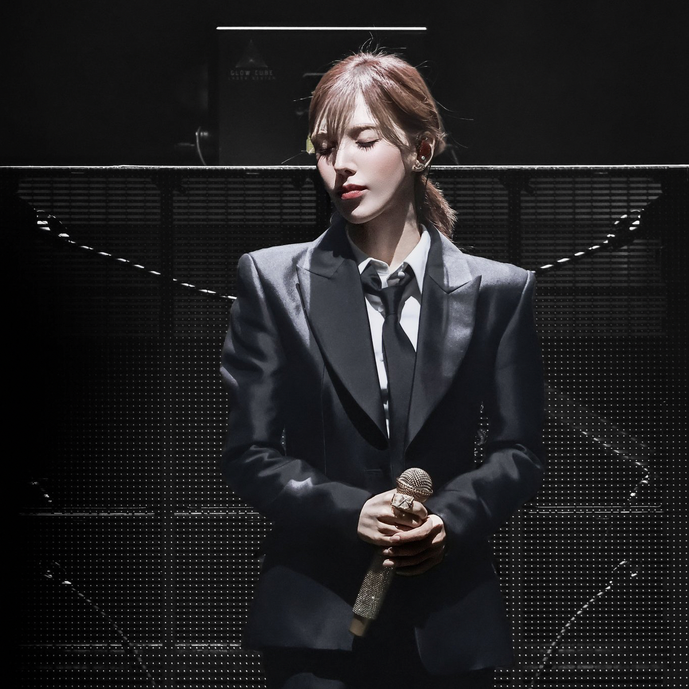 A moment captured by Wendy (Red Velvet)'s fan