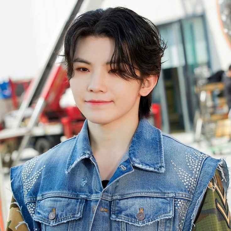 A moment captured by Woozi (SEVENTEEN)'s fan