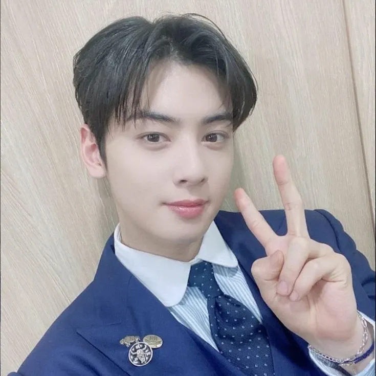 Recent activity shot of Eunwoo (ASTRO)